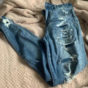 American eagle ripped jeans